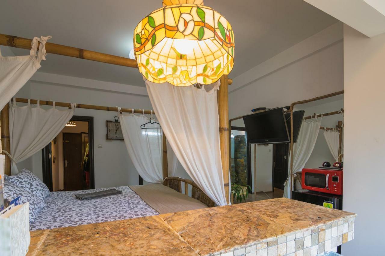 City Center Oasis Apartment Bucharest Exterior photo
